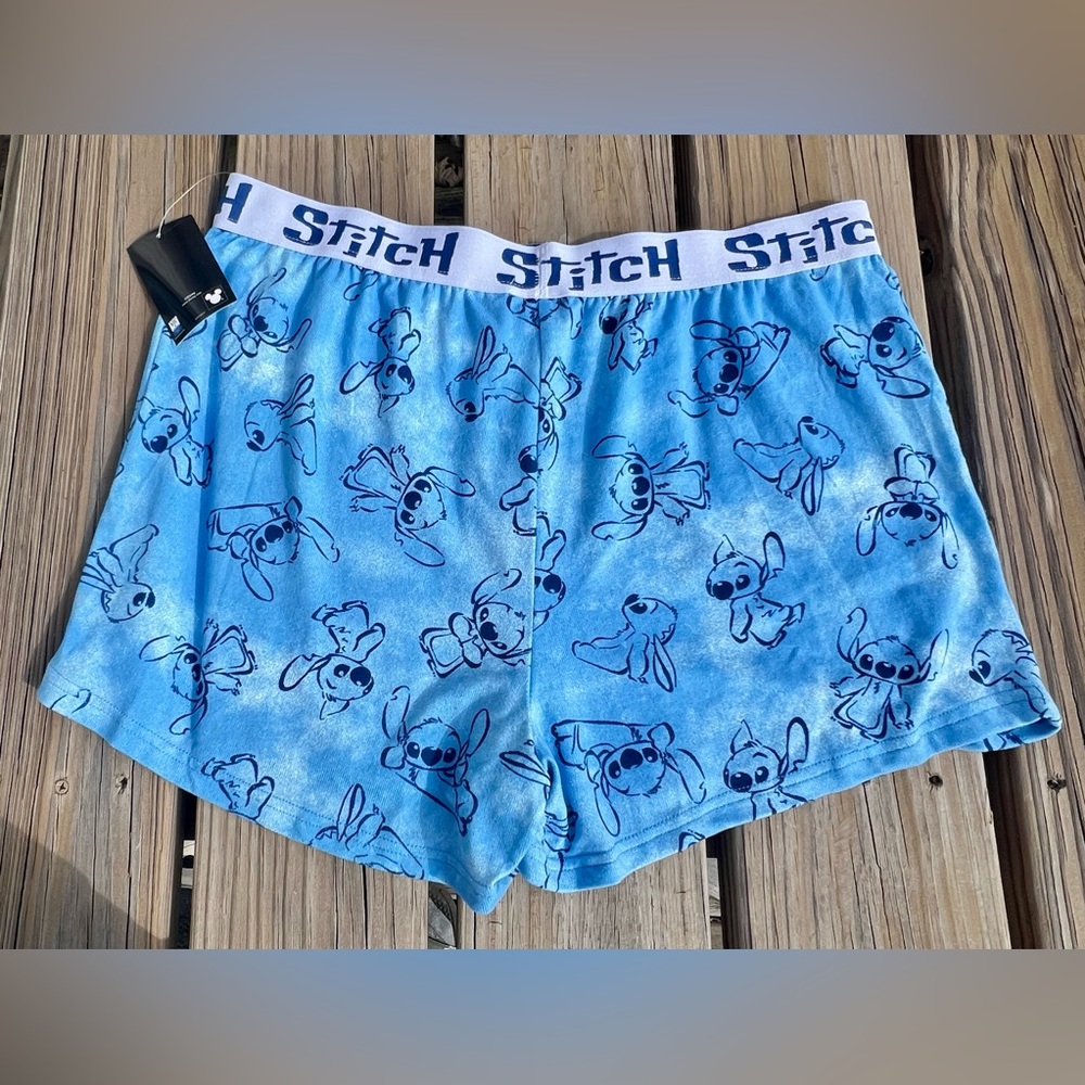 - Stitch L Print Pajama Shorts! NEW! - Picture 4 of 14